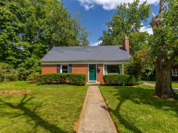 1443 N Forbes Rd, Lexington, KY 40511