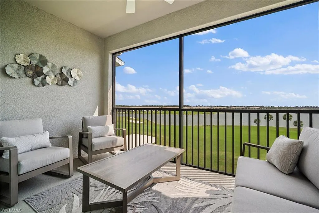 2 bed, 2.0 bath, 1170 sqft, $6,000 — Photo 1