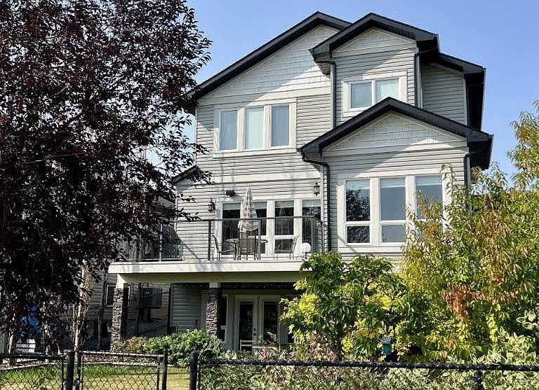 1st image of 1233 Hillcrest Manor Est