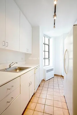 Rented by Mirador Real Estate | media 19