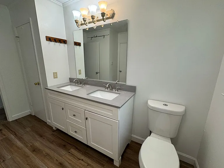 315 Pine Rd — Photo 9