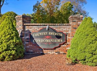 5 Turnpike Rd APT 229, Townsend, MA 01469