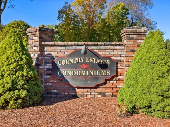 5 Turnpike Rd APT 229, Townsend, MA 01469