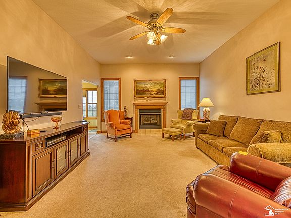 4th image of 14372 Jonathon Rd