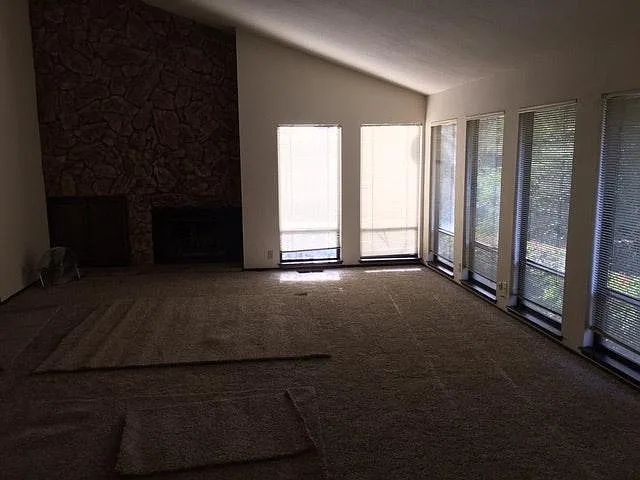 296 Cimmaron Cir — Photo 5