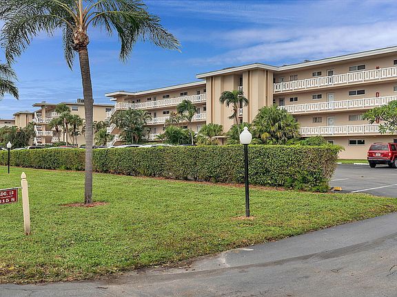 2nd image of 2615 S Garden Drive #202