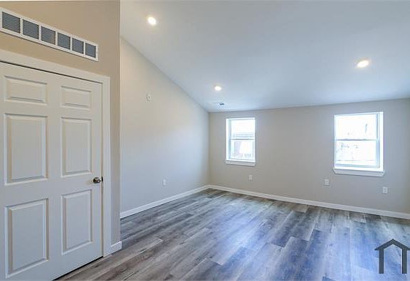 5th image of 1335 S 8th St #3F