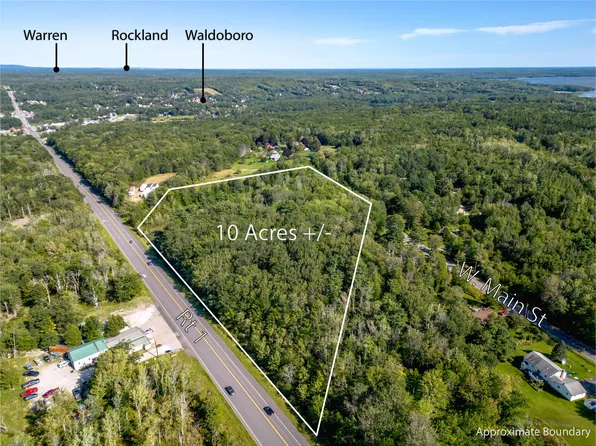 220 Main Street, Waldoboro, ME 04572