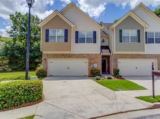 2 Burns View Ct, Lawrenceville, GA 30044
