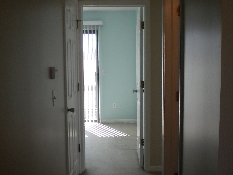 1st image of 17418 Utica Oaks Ln