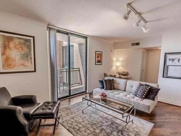 4th image of 414 Water St Unit 2301