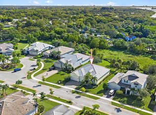 127 Shores Pointe Dr, Jupiter, FL 33458