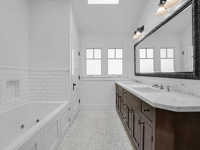 44 Sunset Ave #1 — Photo 35