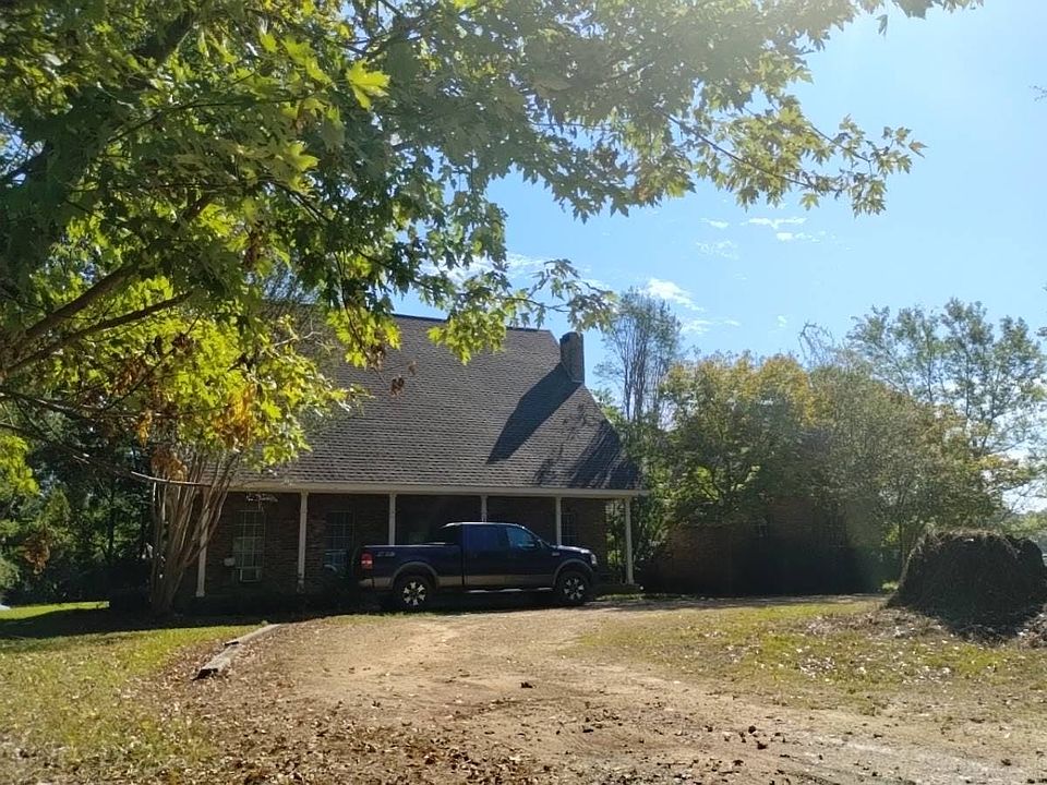 2nd image of 28 Lott Cir