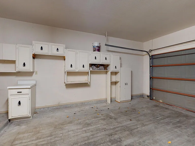 3496 Northpointe Dr — Photo 23
