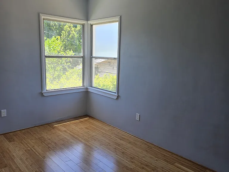 7316 Owensmouth Ave #1 — Photo 8