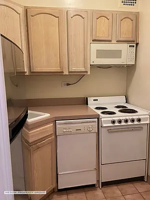 Rented by Medow Property | media 17