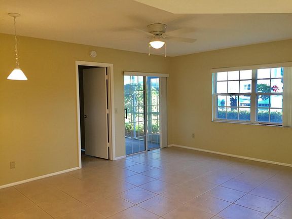 5th image of 1674 SE Green Acres Cir #Jj