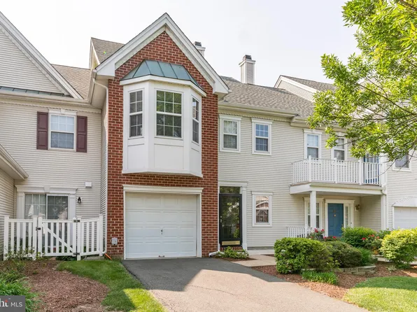 408 Amberleigh Dr, Pennington, NJ 08534