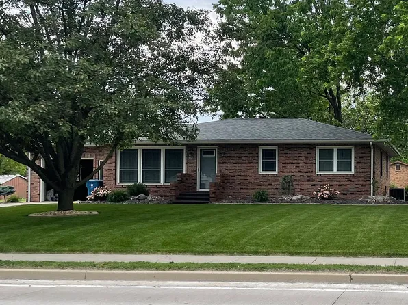 605 Hanover St, Germantown, IL 62245