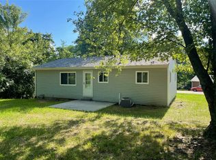 105 Sunset Dr, Aurora, IN 47001