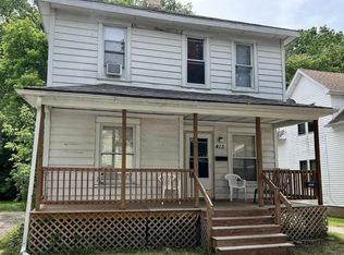 413 Park View Dr, Racine, WI 53404