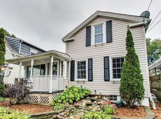 921 40th St, Kenosha, WI 53140