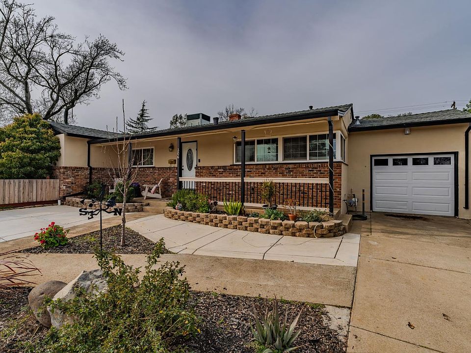 1st image of 306 Dean Way