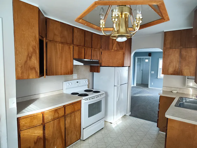613 N Deerfield Ave — Photo 35