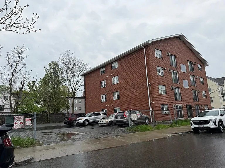 158-162 Water St — Photo 1