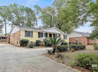 2756 Manuel Dr, Lillian, AL 36549