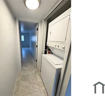 2700 Park Windsor Dr #402 — Photo 8