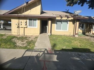 1021 S E St, Tulare, CA 93274
