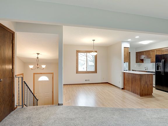 3rd image of 15625 Heywood Way