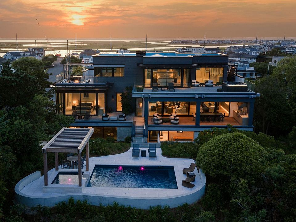 1st image of 5499 Dune Dr