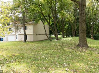 5800 Covington Ln, Minnetonka, MN 55345