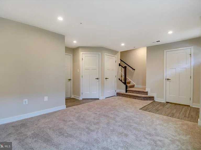 9583 Tall Oaks Rd — Photo 7