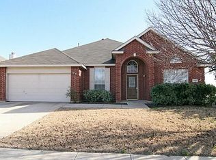 7404 Summit Trail Ln, Sachse, TX 75048