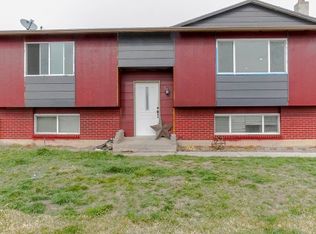 3475 S Bluff Rd, Syracuse, UT 84075