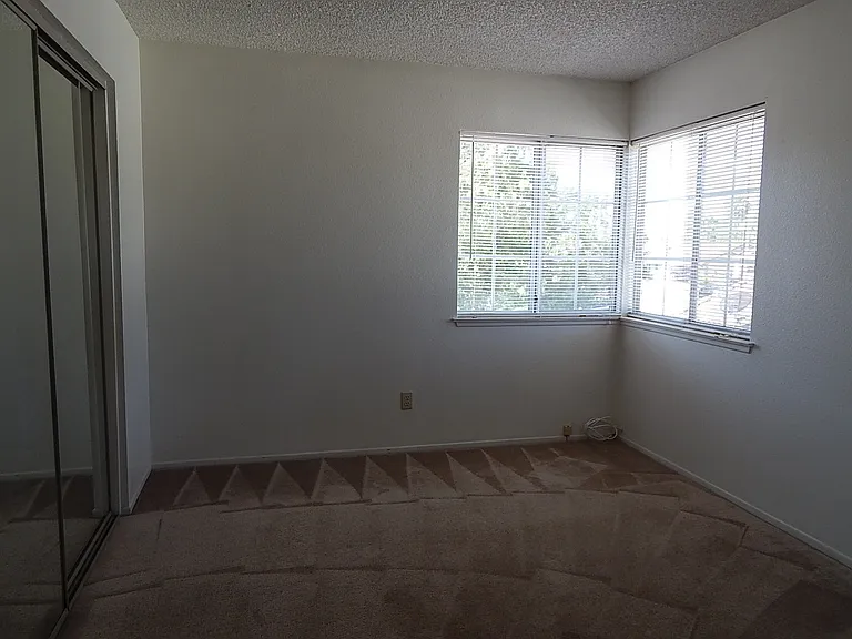 20410 Mesa Oak Dr — Photo 20