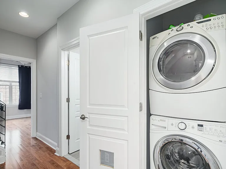 1331 S Cleveland St — Photo 16