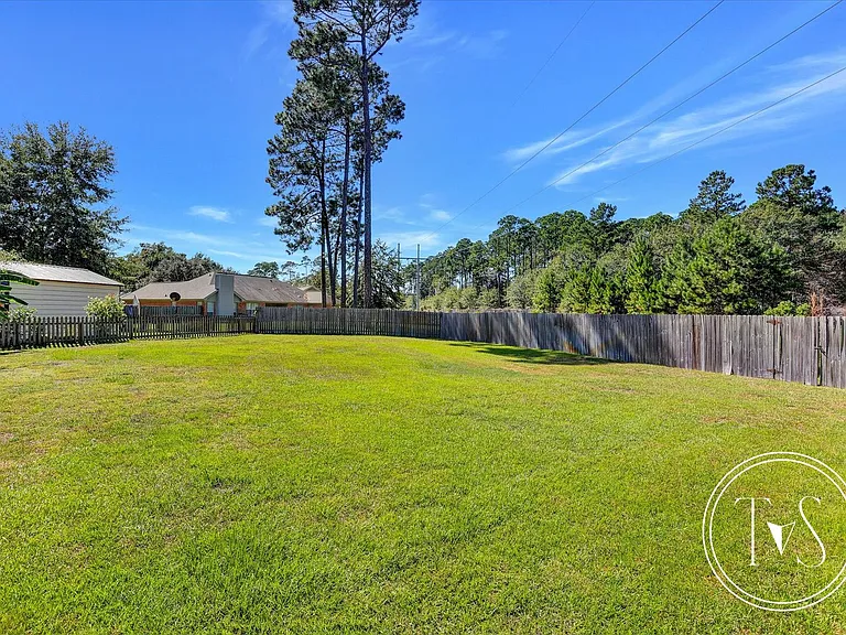 801 Winchester Rd — Photo 30