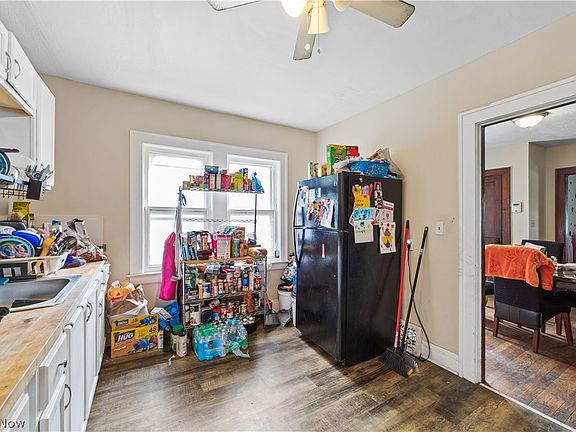 5th image of 3732 Mack Ct