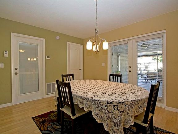 5th image of 3015 Drema Dr