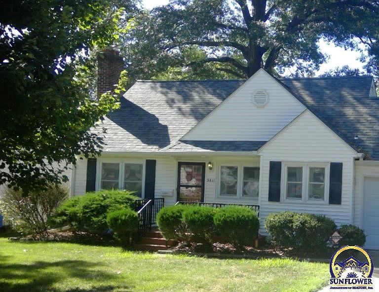 1st image of 3811 SW Sena Dr