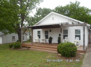 207 N College Ave, Tahlequah, OK 74464