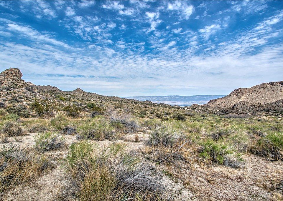 1st image of 58775 Avenida La Cumbre #29