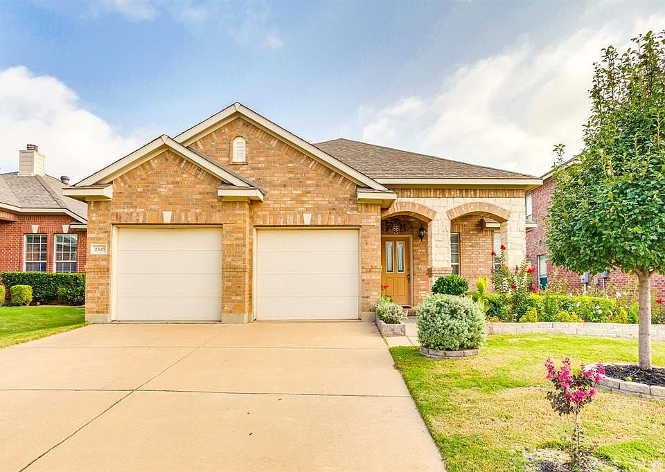 1st image of 2345 Clairborne Dr