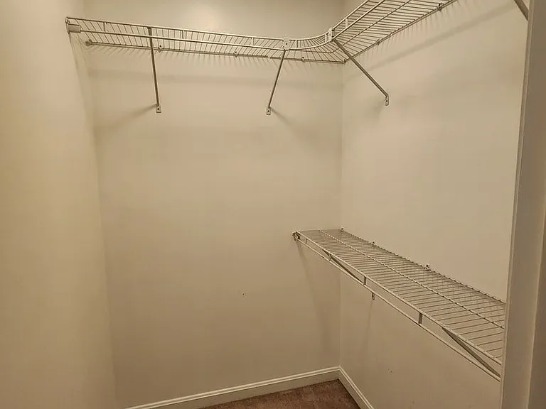 819 Fountain Ave — Photo 12
