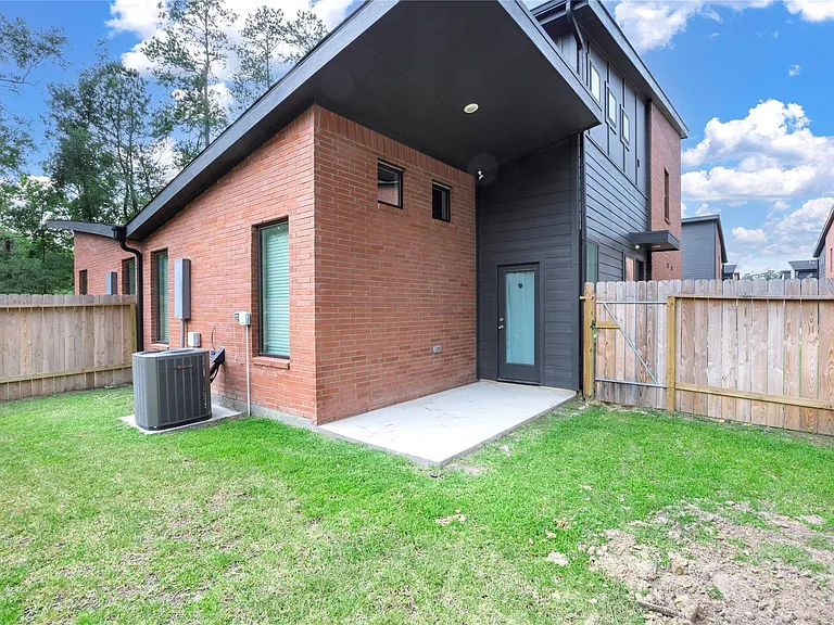 2515 Appian Way #A — Photo 29